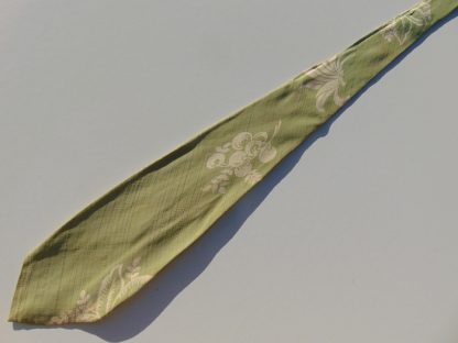 30_ties_6	1930's-40's	Vintage Wide Tie usually wool or cotton, some woven on Indian reservations	$20