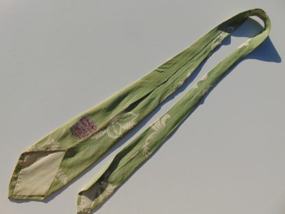 30_ties_6	1930's-40's	Vintage Wide Tie usually wool or cotton, some woven on Indian reservations	$20 - Image 2