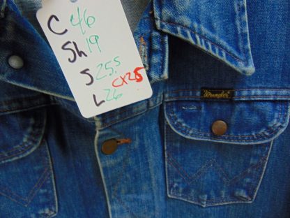 cL25 	1960's	Vintage Wrangler (42L) Denim mid weight Jacket Chest 46inches	$80 - Image 4