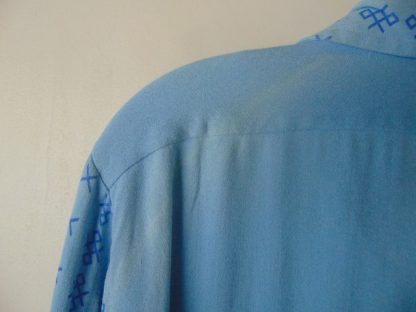 l7s21	1970's	Rayon/ Acetate 75/25% blend Silky Play poly or nylon vintage shirt L	$30 - Image 3