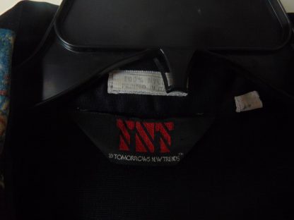 l7s49	1970's	Italian Black super cool Back panel nylon vintage shirt L	$100 - Image 2