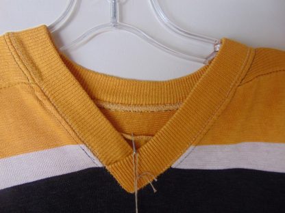 pt129	1930-60's 	Rayon/Nylon? Stretchy  Silky Tee Vintage Shirt/Jersey Chest 44in.	 $40 - Image 5