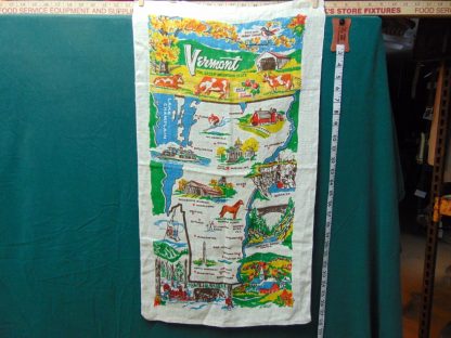 qa28 	1970's	 Vintage Vermont Souvenir Towel 	$10
