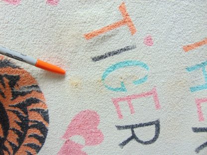 qa8	1960-70's 	Vintage "Hi there Tiger!" Beach Towel 	$30 - Image 4