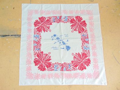 qb16	1940-60's 	Square Vintage Hawaiian Souvenir Tablecloth	$30