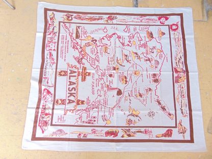 qb33	1940-50's	Square Vintage Tablecloth	$60 - Image 2