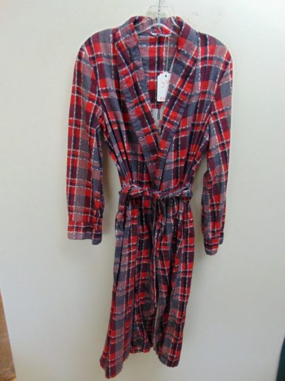 r34	1960's	Flannel  full Small vintage Robe	$50