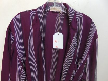 r5	1940's	Vintage Rayon  Purple full  Medium/Large Robe 	$80 - Image 3