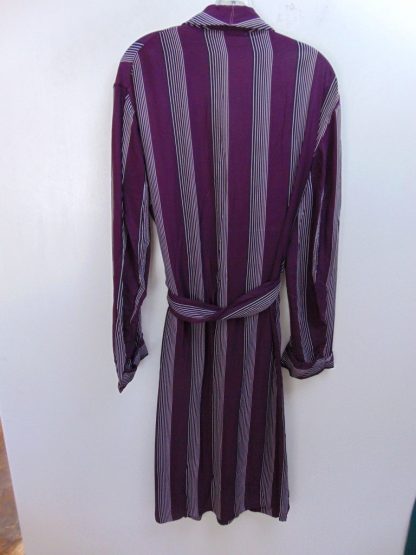 r5	1940's	Vintage Rayon  Purple full  Medium/Large Robe 	$80 - Image 2