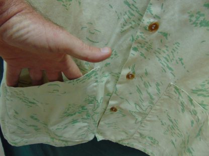 s45h16	1940's	Tropical heavy cotton vintage Hawaiian cabana shirt Chest size 49 inches 	$150 - Image 4
