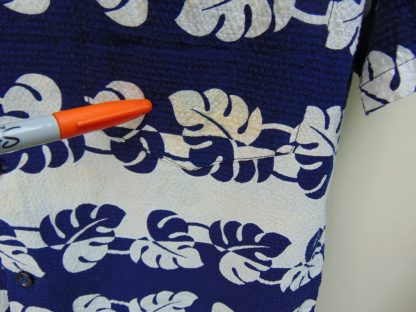 s45h36	1940's	Catalina cottonseersucker  vintage Hawaiian shirt Chest size 44 inches 	$140 - Image 3