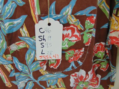 s45h47	1940-50's	 Super vibrant Tropical cotton vintage Hawaiian shirt Chest size 46 inches 	$100 - Image 4