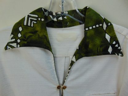 s45h65	1950's	Cool Pullover cotton vintage Hawaiian shirt Chest size 46 inches 	$100 - Image 2