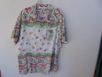 s45s13	1940-50's 	Paisley border print cotton seer sucker vintage shirt Chest size 45  inches 	$150