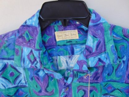 s45s23	1950-60's	Tapa cotton vintage shirt Chest size 46  inches 	$50 - Image 2