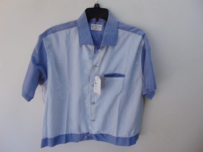 s45s27	1950's	Two tone perma press vintage shirt jac Chest size 48  inches 	$70