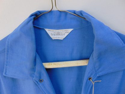 s45s54	1950's	Blue Pullover RAYON gab vintage shirt Chest size 46  inches 	$80 - Image 2