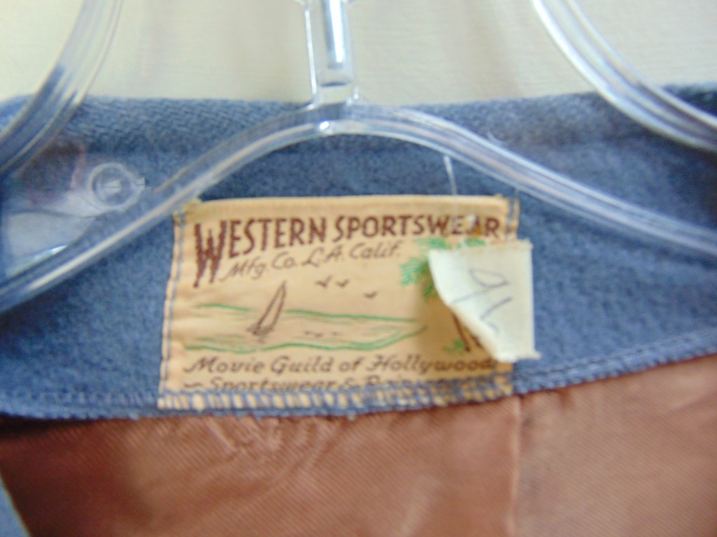 s4c16 1930's Hollywood designed Blue collarless mid weight wool Vintage Sports Coat Chest 44 in. $160 - Image 4