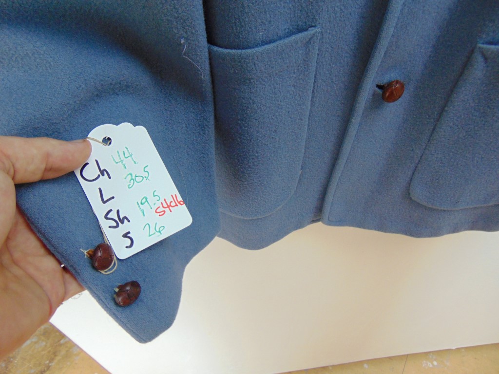 s4c16 1930's Hollywood designed Blue collarless mid weight wool Vintage Sports Coat Chest 44 in. $160 - Image 3