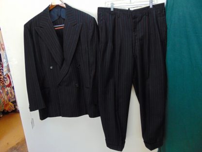 s4t31	1940's	Vintage BLACK Pin strip Double Breasted heavy weight suit Chest size 48 inches	$350 - Image 3