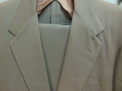 s4t5	1940's	Vintage Single Breasted Tan Wool Gabardine heavy weight suit Chest size 44 inches	$250 - Image 4