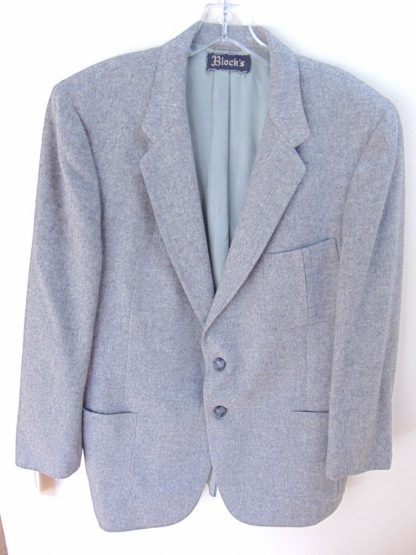 s5c27	1950's	Blocks Gray Flannel mid weight Vintage Sports Coat Chest 44 in.	$70