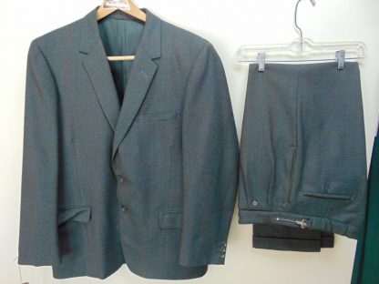 s5t12	1950's	Vintage Made in Scotland w/ top stitching Wool Single Breasted heavy weight suit Chest size 44 inches	$150