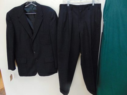 s5t22	1950's	Black Single Breasted medium/heavy weight Vintage suit Chest size 44 inches	$250 - Image 2