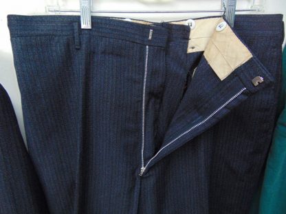 s5t49	1950's	Vintage Black Single Breasted medium/heavy weight suit Chest size 45 inches	$150 - Image 4