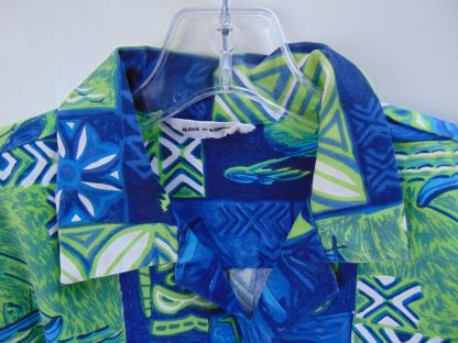 s67h112	1960's	Polynesian Tapa cotton vintage Hawaiian shirt Chest size 46 inches 	$40 - Image 2