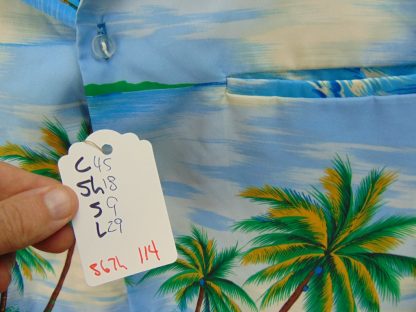 s67h114	1970's	Waikiki Beach polyester vintage Hawaiian shirt Chest size 45 inches 	$20 - Image 4