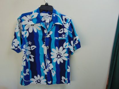 s67h130	1960's	Groovy ribbed heavy cotton vintage Hawaiian shirt Chest size 42 inches 	$60