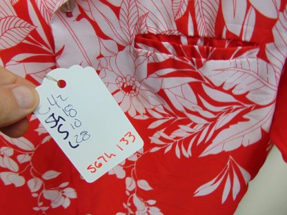 s67h133	1960's	Border polyester  vintage Hawaiian shirt Chest size 42 inches 	$20 - Image 4