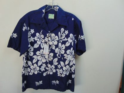 s67h174	1960's	Hibiscus Plumeria Border cotton vintage Hawaiian shirt Chest size 44 inches 	$30
