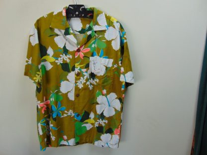 s67h175	1960's	Large tripping Flowers cotton vintage Hawaiian shirt Chest size 43 inches 	$40