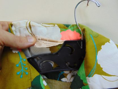 s67h175	1960's	Large tripping Flowers cotton vintage Hawaiian shirt Chest size 43 inches 	$40 - Image 2