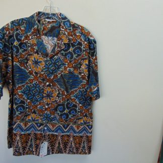 s67h19	1960's	Tapa Border cotton vintage Hawaiian shirt Chest size 48 inches 	$20