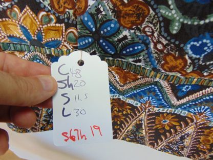 s67h19	1960's	Tapa Border cotton vintage Hawaiian shirt Chest size 48 inches 	$20 - Image 4