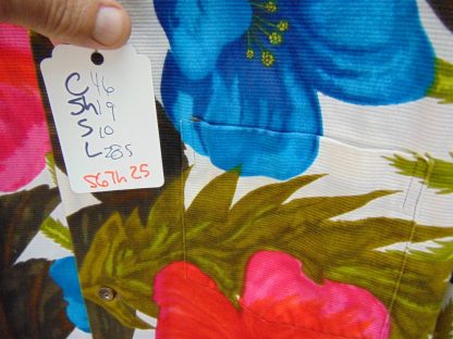 s67h25	1960's	Giant Hibiscus Artzy heavy ribbed cotton vintage Hawaiian shirt Chest size 46 inches 	$50 - Image 4