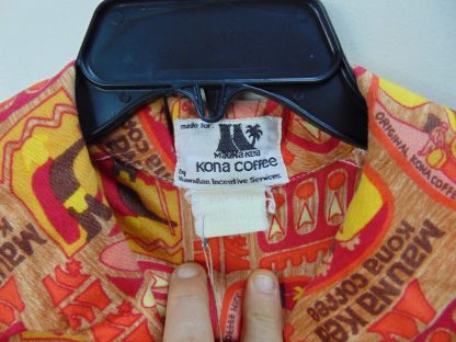 s67h36	1960's	Kona coffee tapa cotton vintage Hawaiian shirt Chest size 46 inches 	$70 - Image 2