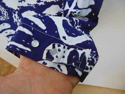 s67h50	1960's	Tapa cotton vintage Hawaiian shirt Chest size 46 inches 	$30 - Image 4