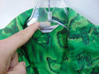 s67h79	1960's	Green Hawaiian Islands cotton vintage Hawaiian shirt Chest size 48 inches 	$30 - Image 4