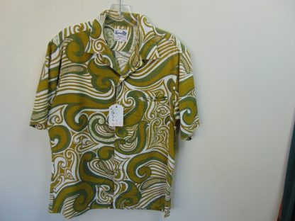 s67h7	1960's	Swirly cotton barkcloth vintage Hawaiian shirt Chest size 47 inches 	$40