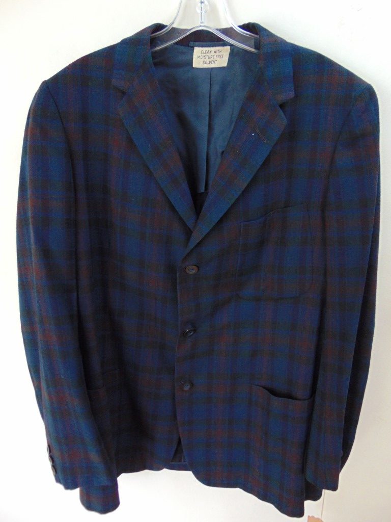 s6c30 1960's Dark Plaid mid weight Jazz Vintage Sports Coat Chest 45 in. $50