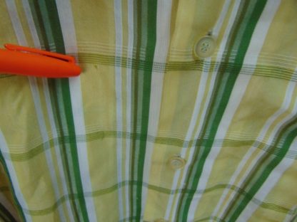 s6s48	1960's	Green plaid perma press Chest size 48  inches vintage shirt	$30 - Image 3