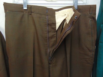 s6t1	1960's	Brown SHARKSKIN Single Breasted light weight Vintage suit Chest size 44 inches	$100 - Image 5