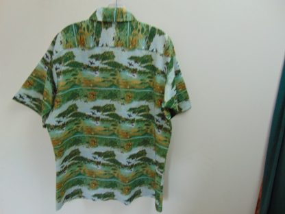s7s24	1970's	Ducks flying polyester Chest size 48  inches vintage shirt	$30 - Image 3