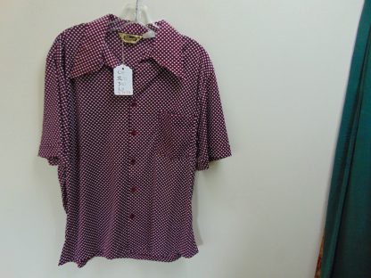 s7s26	1970's	Poka dot polyester Chest size 44  inches vintage shirt	$20
