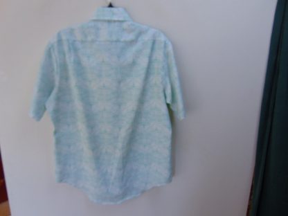 s7s31	1970's	Paris Eiffel Tower polyester  Chest size 46  inches vintage shirt	$40 - Image 3