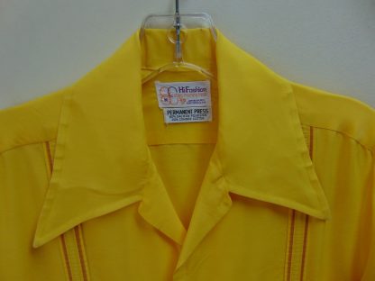 s7s72	1970's	4 pocket Cubavera perma press Chest size 42  inches vintage shirt	$30 - Image 5